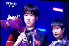 Rookie在澳大利亚队比赛中险胜，夺冠引发热议！