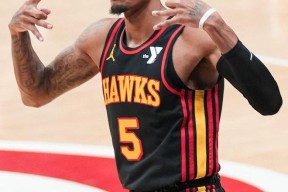 夺冠引发热议！，穆雷在湖人比赛中出色发挥全场沸腾不已的简单介绍