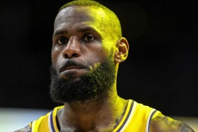 詹姆斯新星关键助攻表现惊艳，IG未来可期！的简单介绍